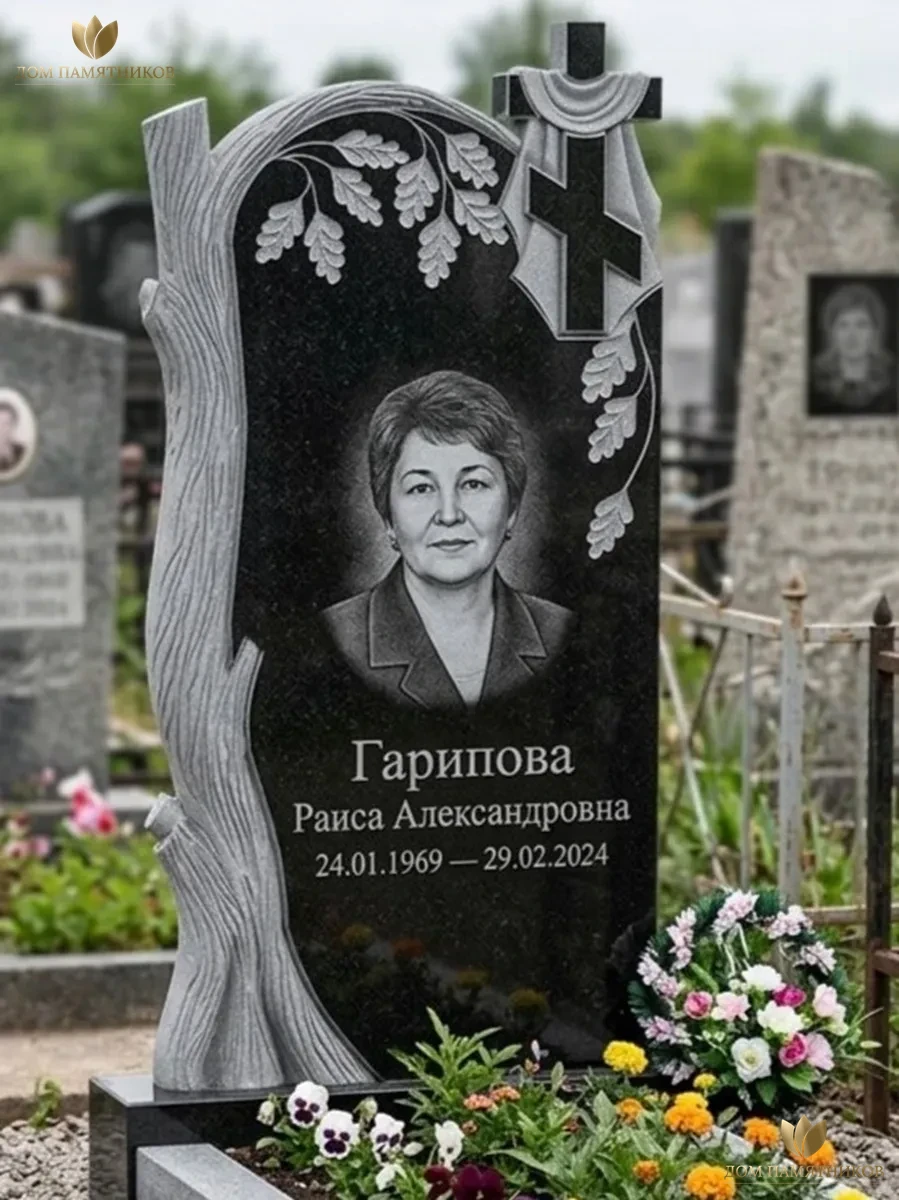 Памятник из гранита "Дерево с крестом"